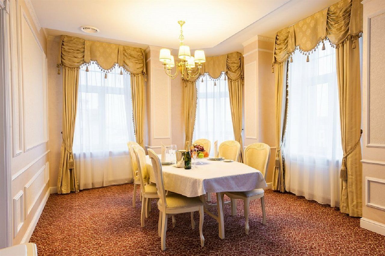 Europe Hotel Minszk Kültér fotó